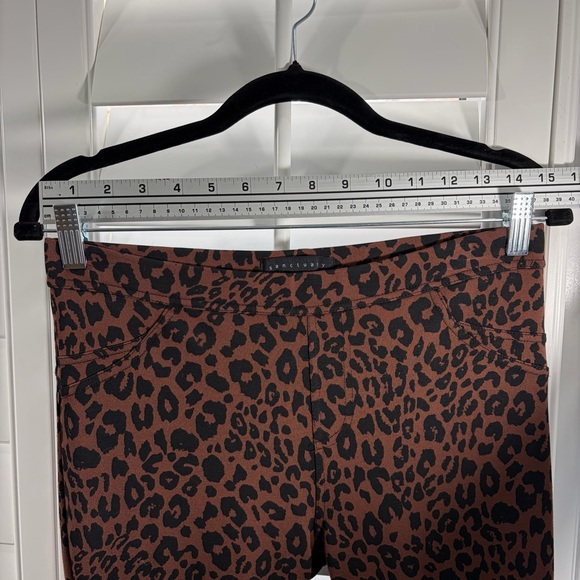 Sanctuary Brown Leopard Print Cropped Pants - Picture 8 of 11